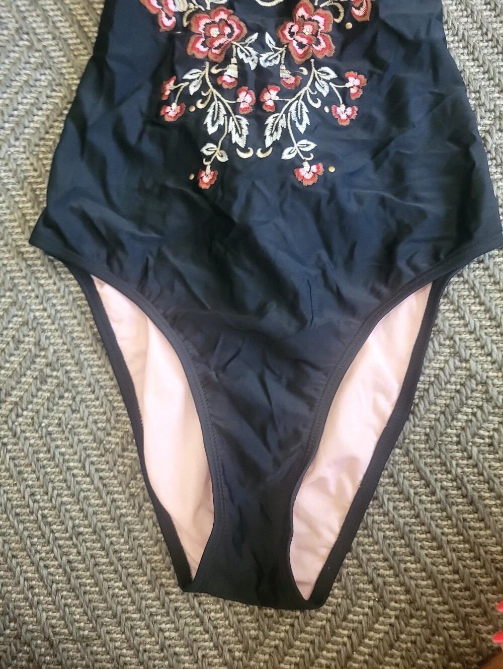 Sold - Picture 2 of 6
